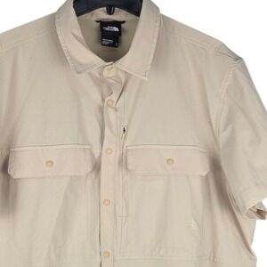 The North Face Men's XL Beige Vented Fishing Hiking Outdoor Short Sleeve